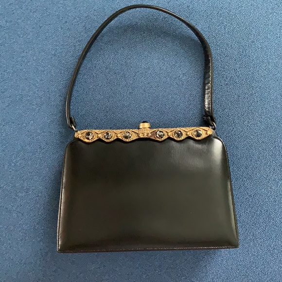 Vintage Handbags - Bags by Supreme Vintage Leather Bag